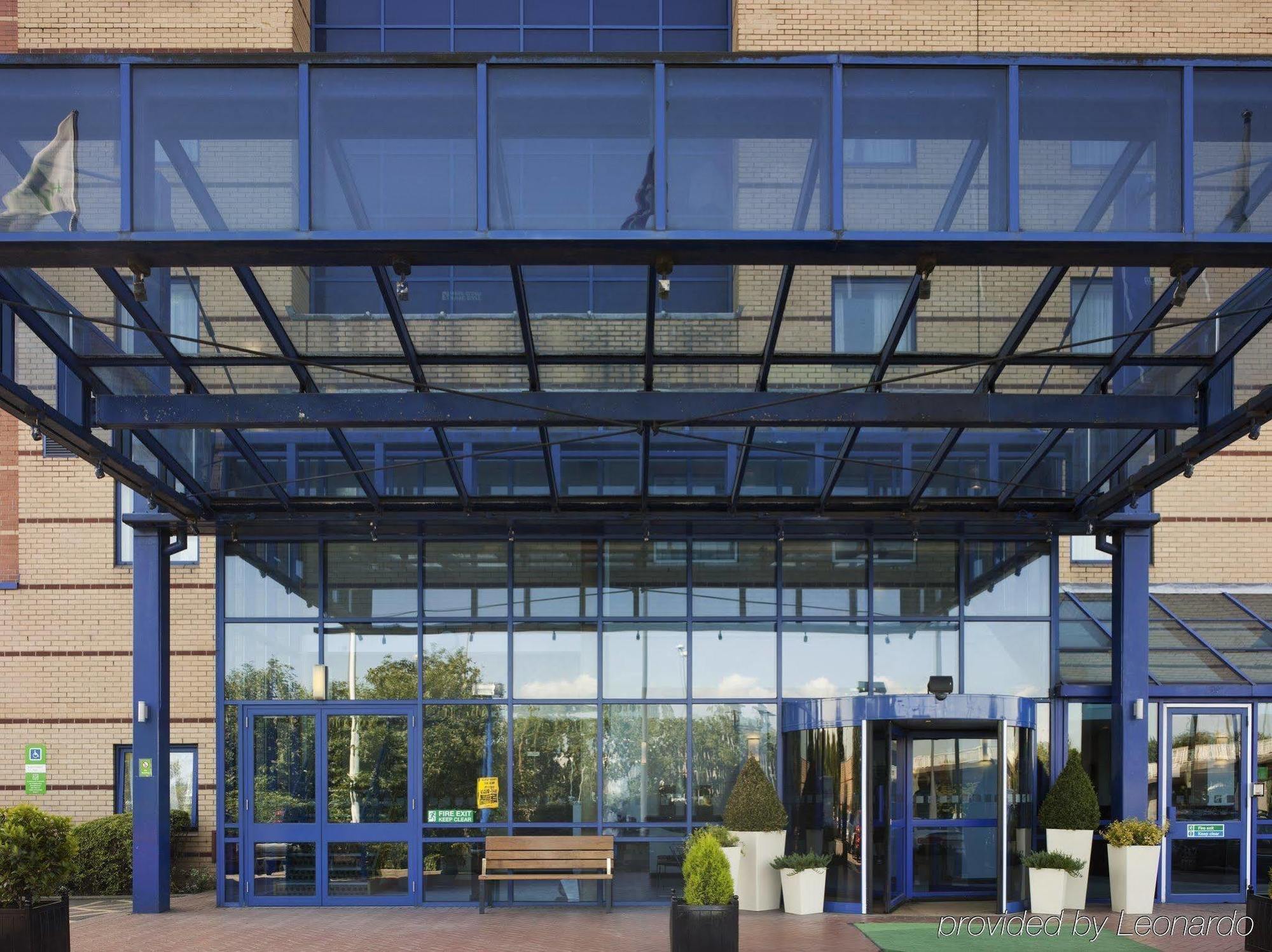 Holiday Inn London Brent Cross, An Ihg Hotel Kültér fotó