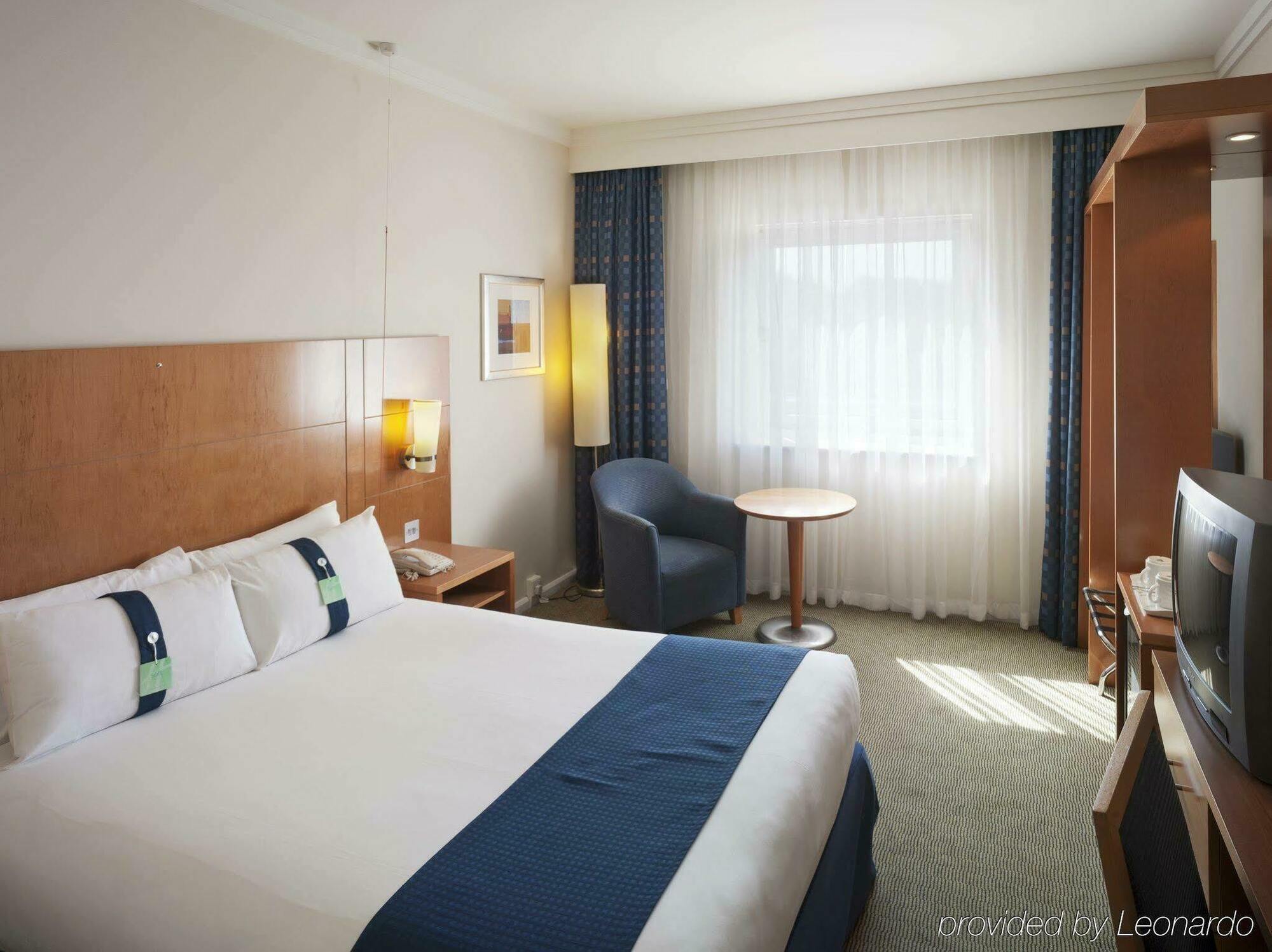 Holiday Inn London Brent Cross, An Ihg Hotel Kültér fotó