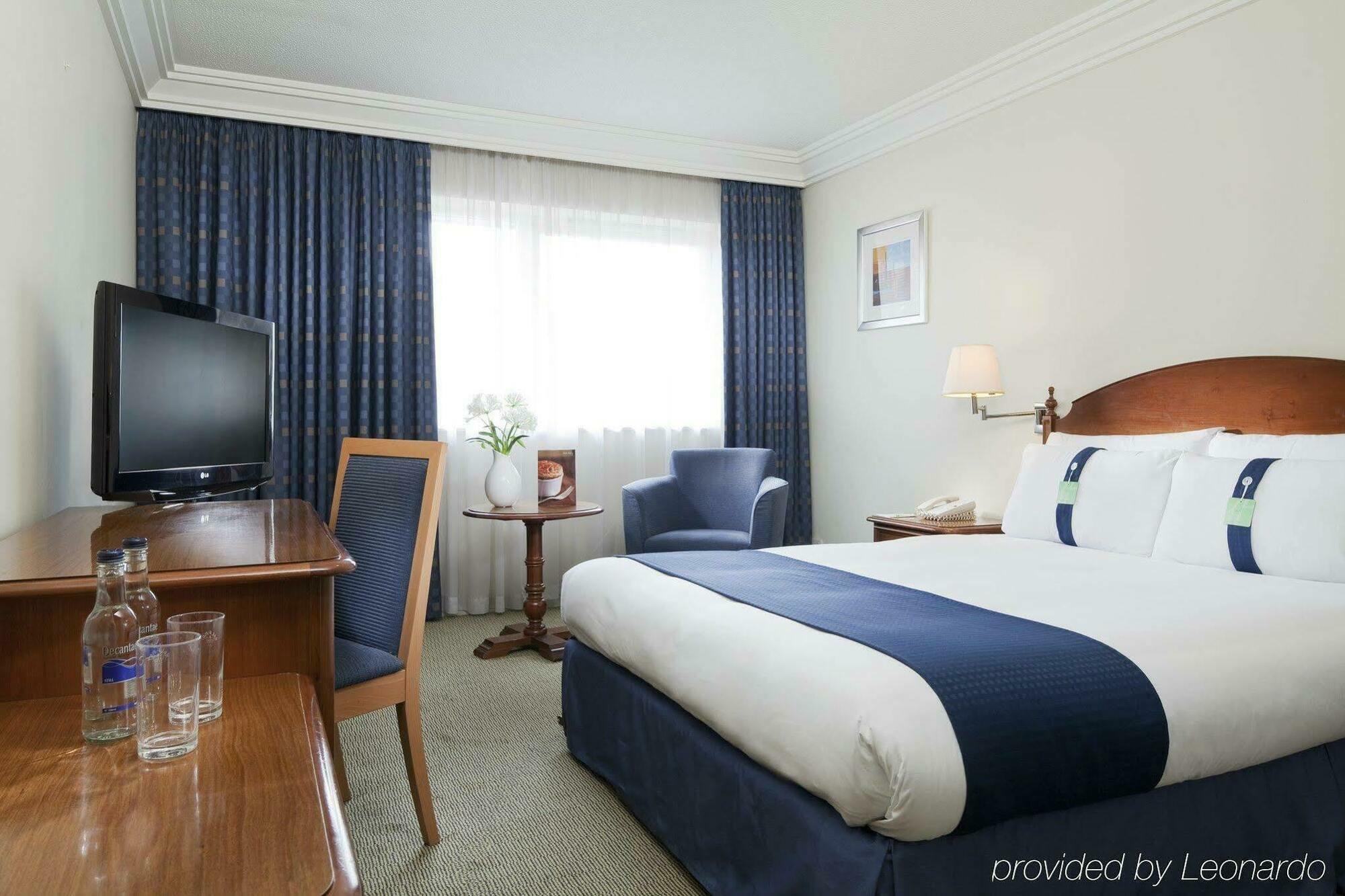 Holiday Inn London Brent Cross, An Ihg Hotel Kültér fotó